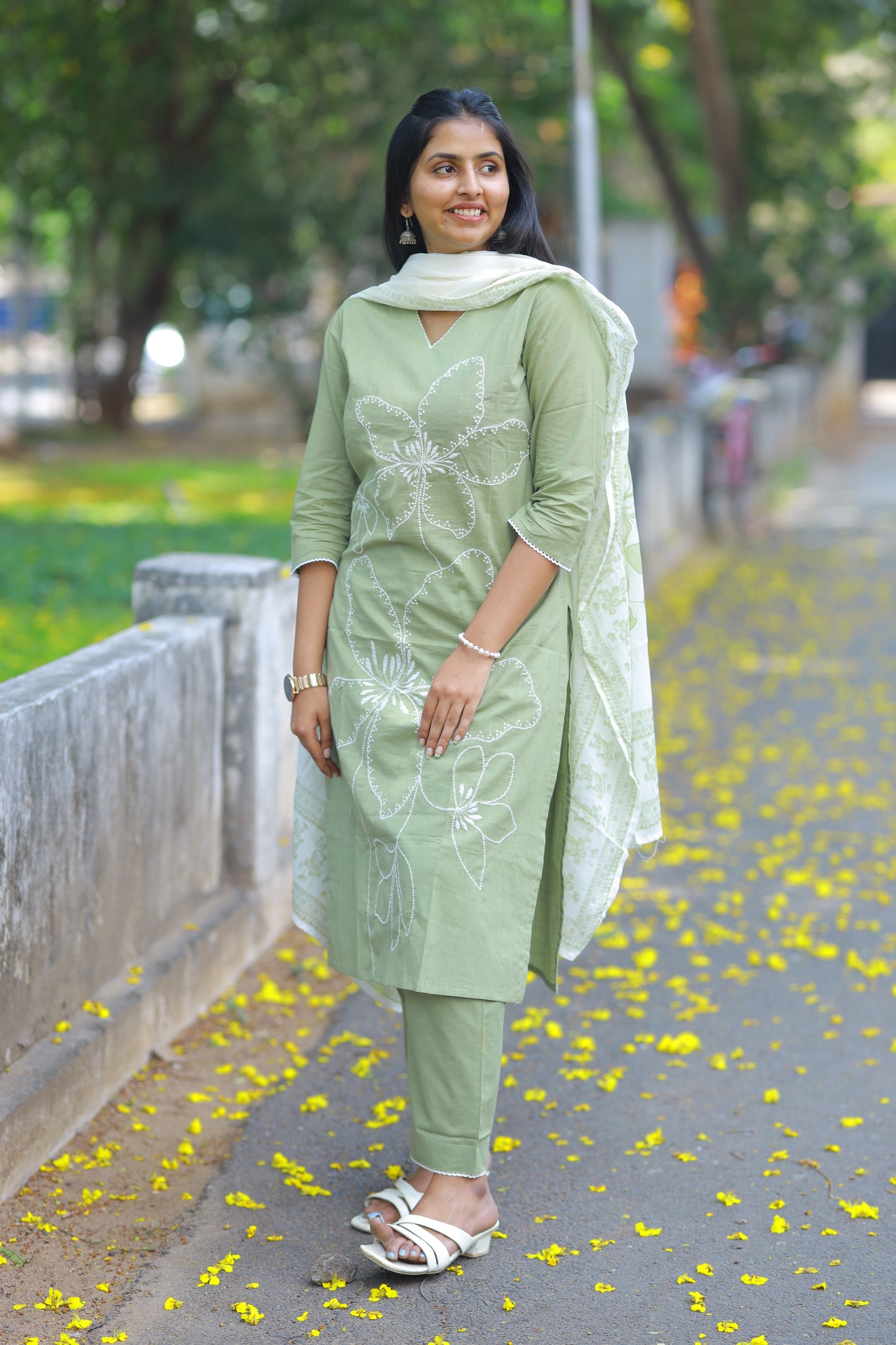 Graceful Green 3Pc Mul Cotton Kurta Set with Embroidery Details