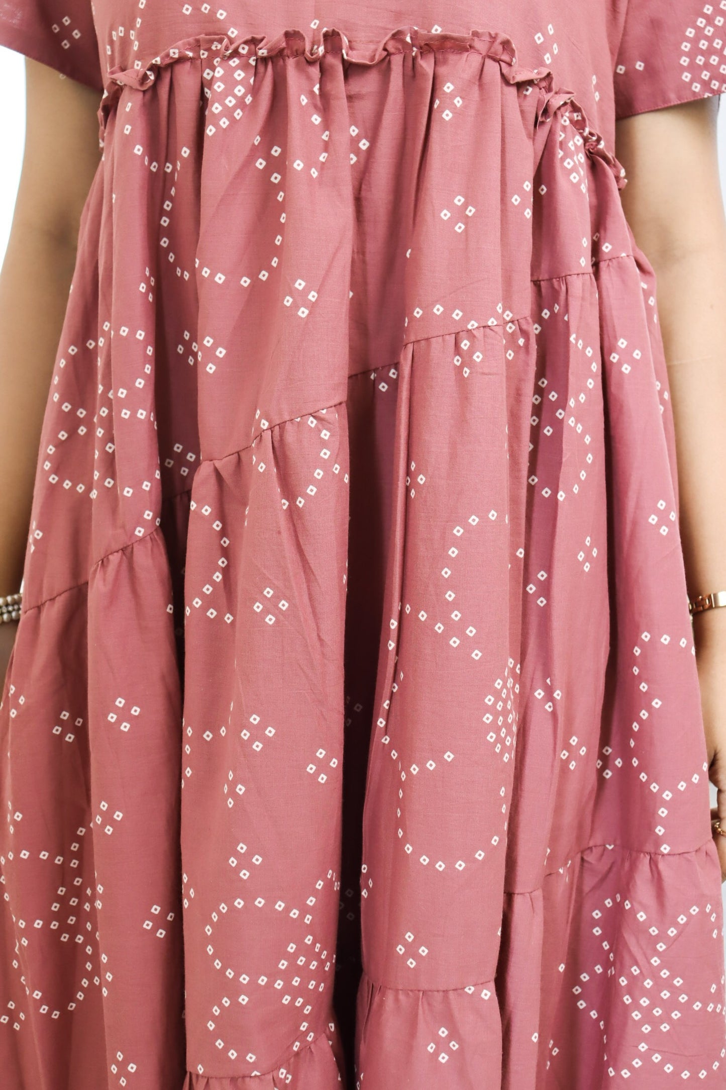 Janani - Pink bandhani maxi with cross-tiers