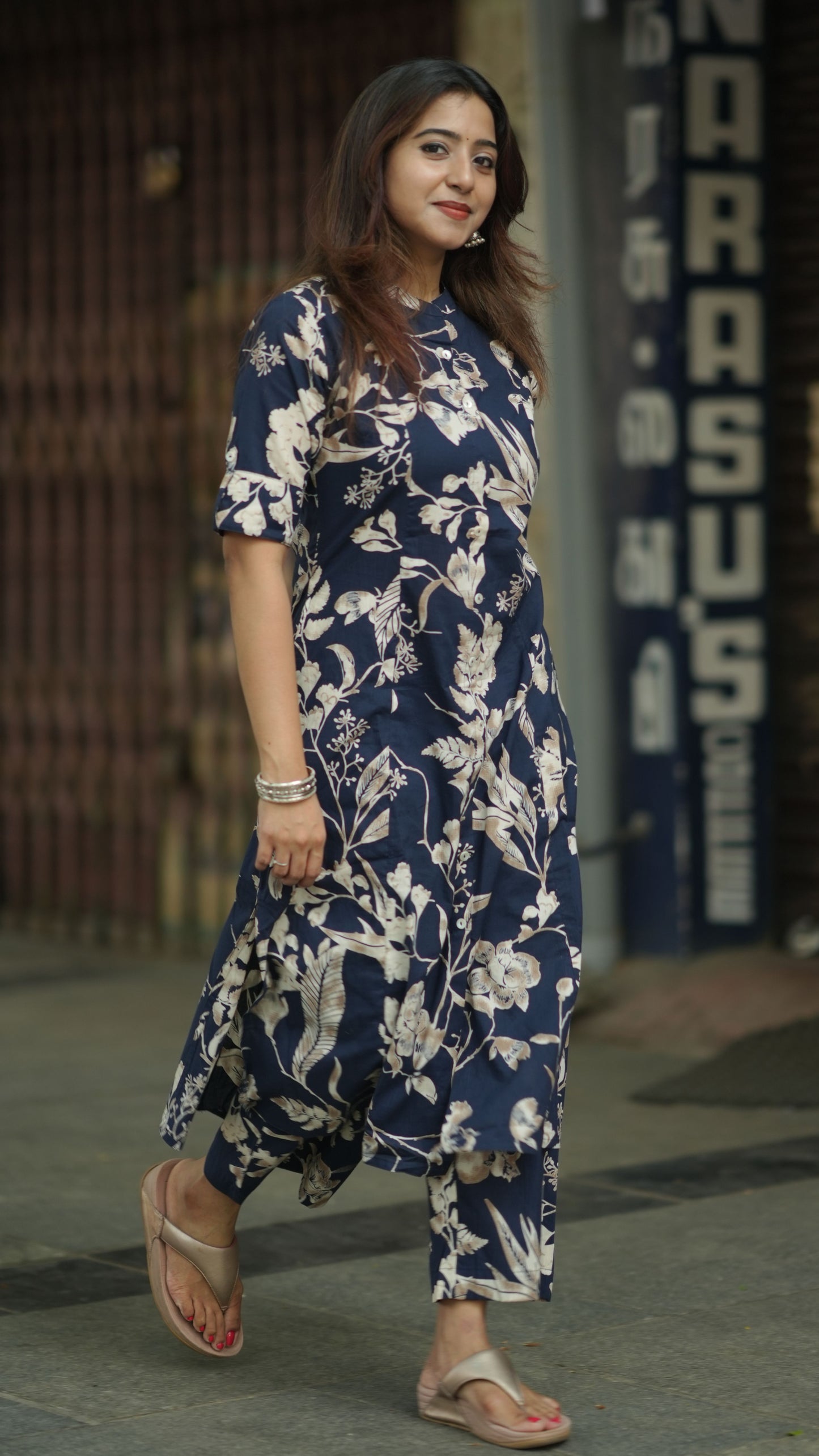 Anishka - floral navy co-ords