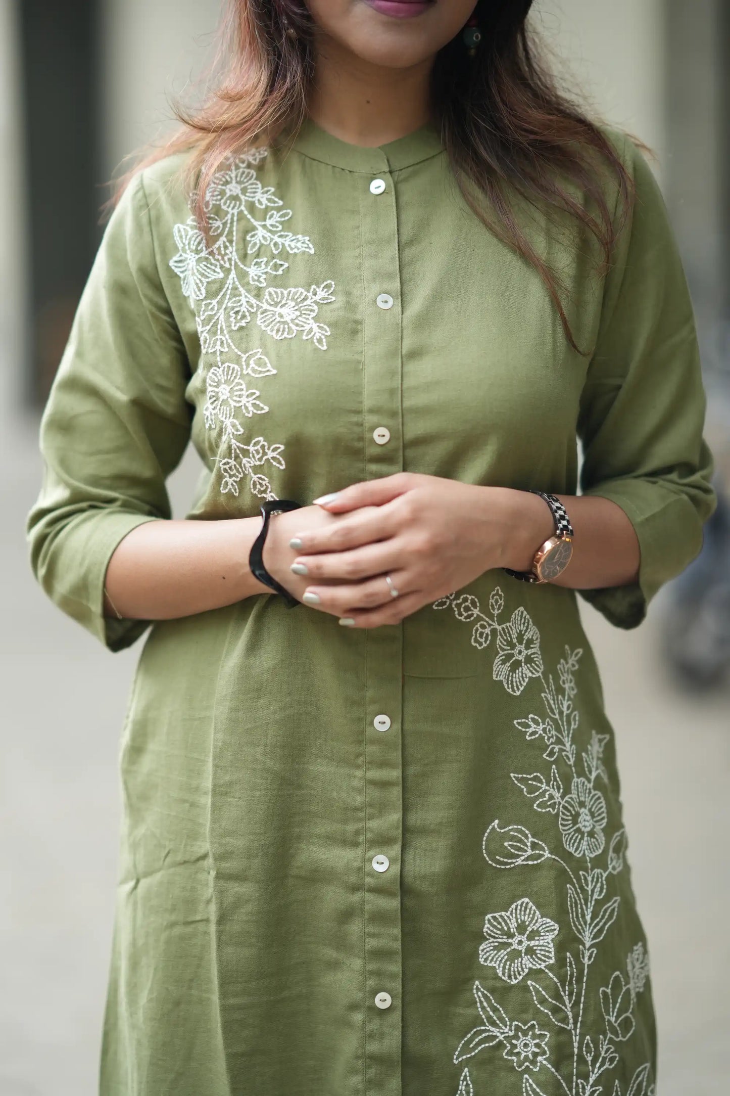 Margazhi - Embroidered green kurta set